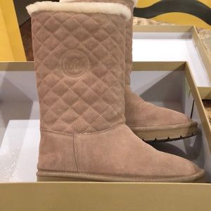 Michael Kors Sandy Quilted Boots